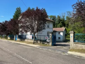 batiment_schraegvorne